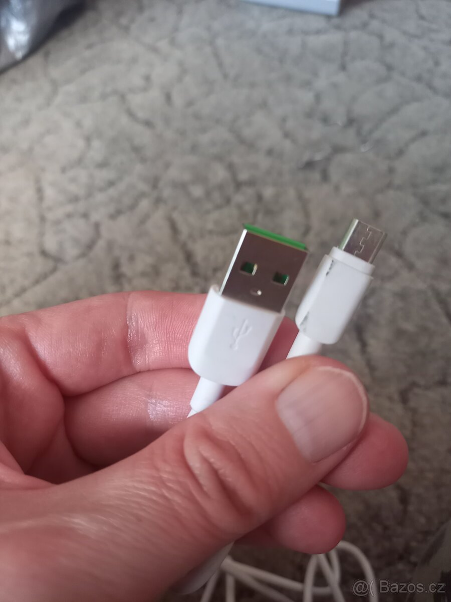 Nabíjecí a Datový kabel USB a Mikro - 2