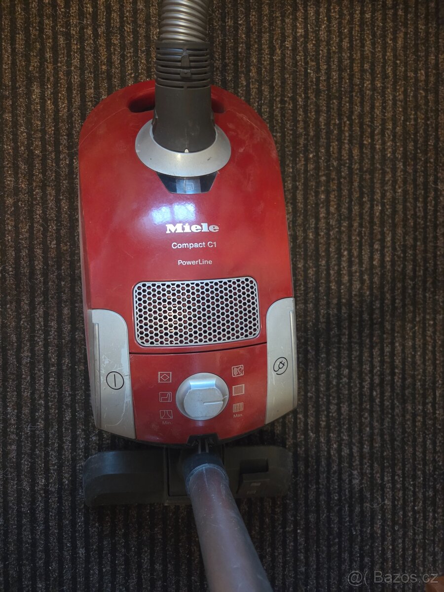 Vysavač Miele compact C1 - 2