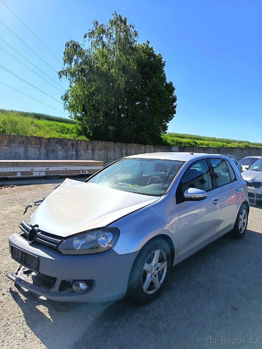 Volkswagen Golf 6 1.2 TSI 77kw - 2