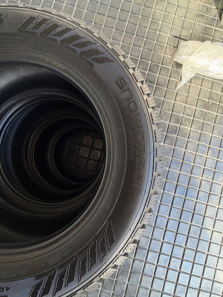 Nokian SnowProof C - 2