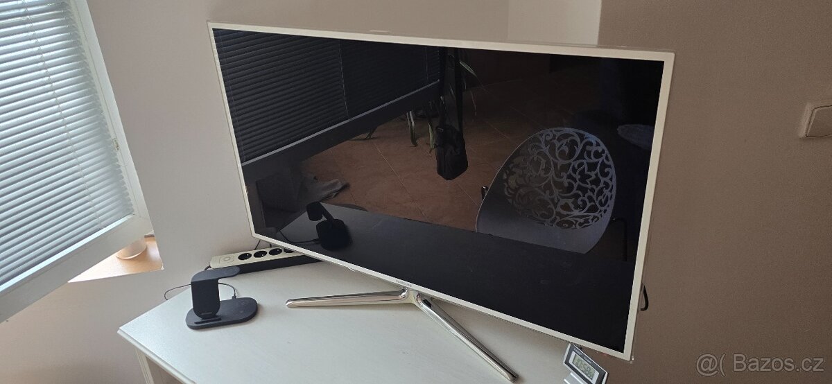 Samsung TV UE4606510WS - 2
