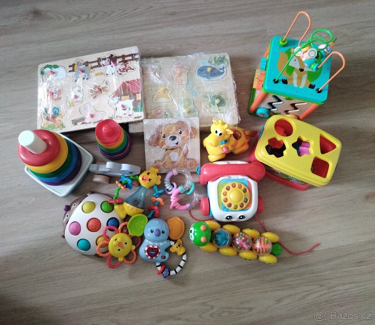 Mix hraček pro miminko - 2