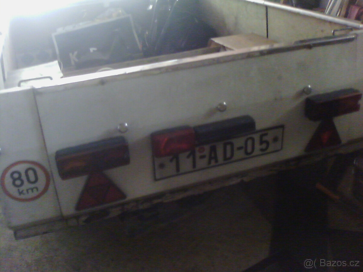 PŘÍVĚSNÝ VOZÍK ZA AUTO - 2
