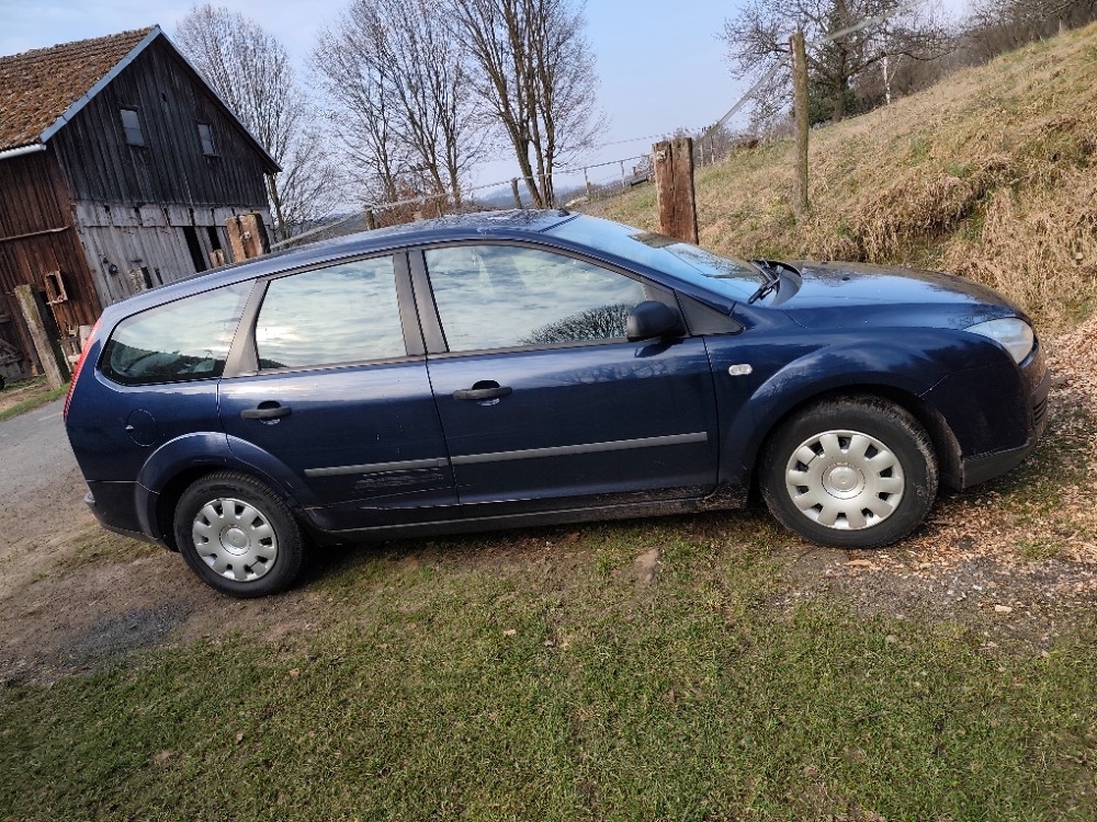 Ford Focus kombi 1.6 TDI - 2