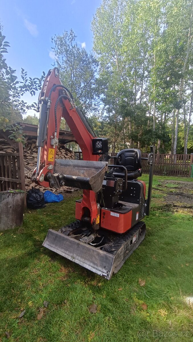 Minibagr Digger D105 - 2