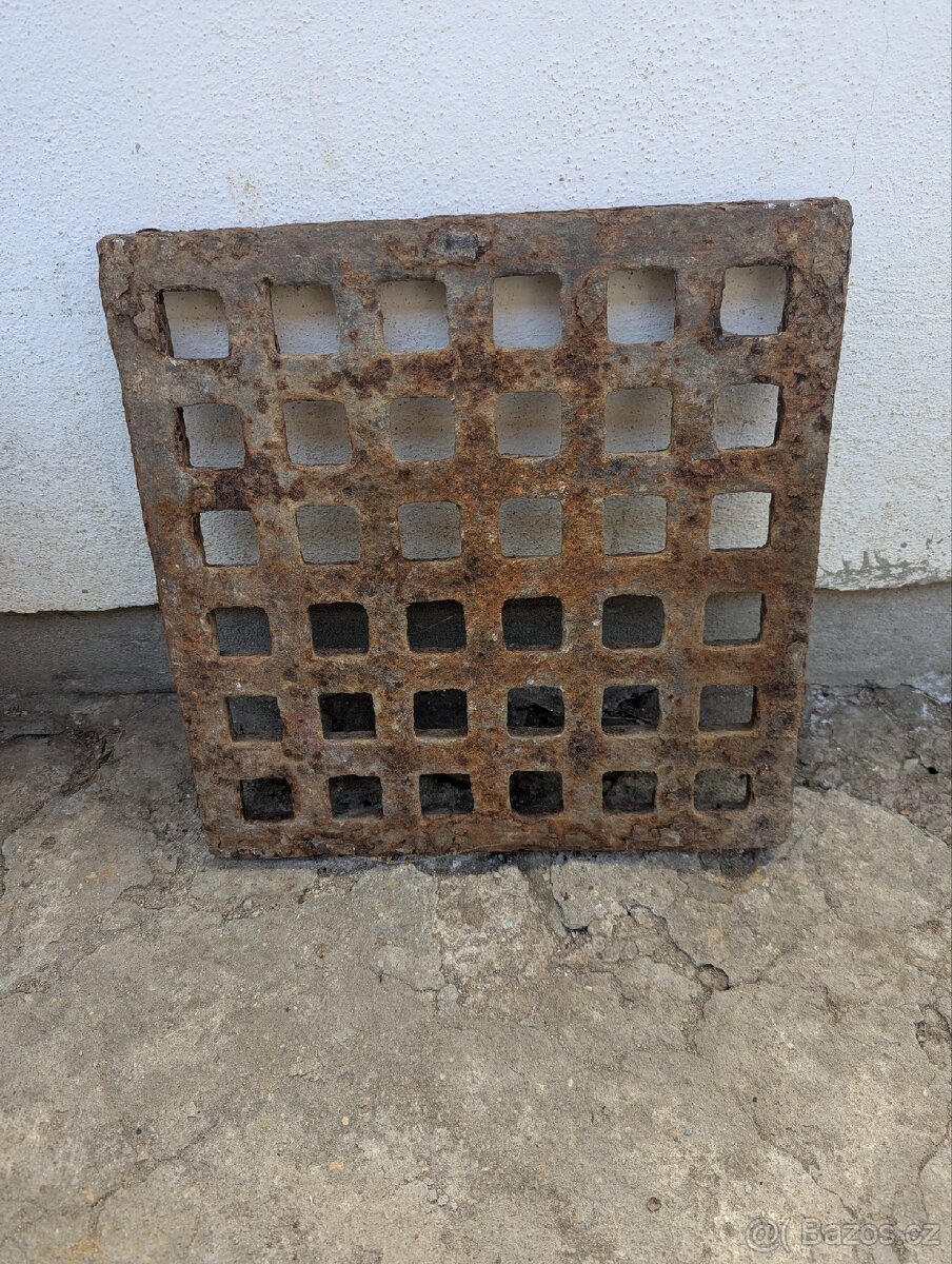 Litinový poklop - 2