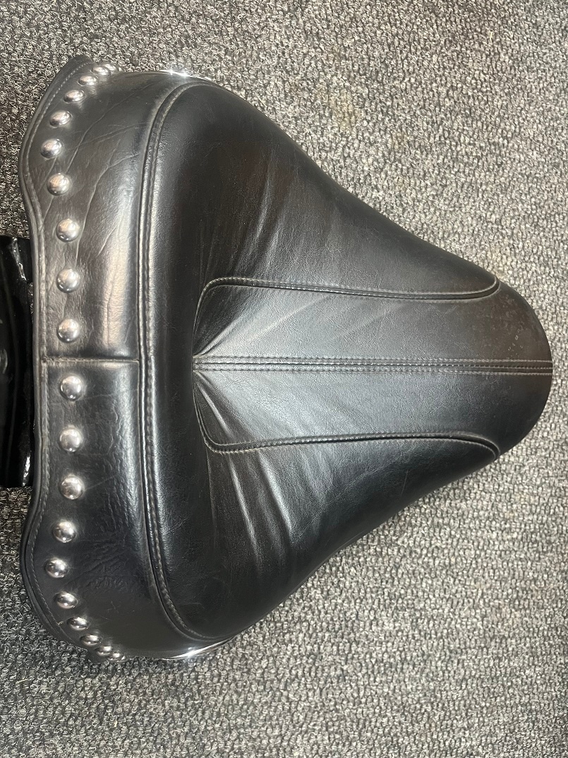 HARLEY DAVIDSON - sedlo / sedačka - 2