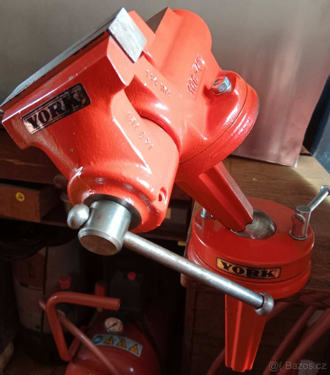 Svěrák York 100 mm kloubový - 2