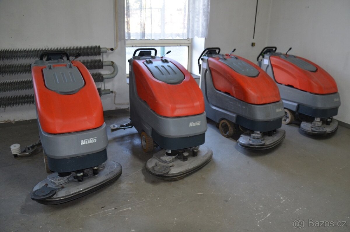 PRODÁM Podlahový mycí stroj repasovaný Hakomatic B90 - 2