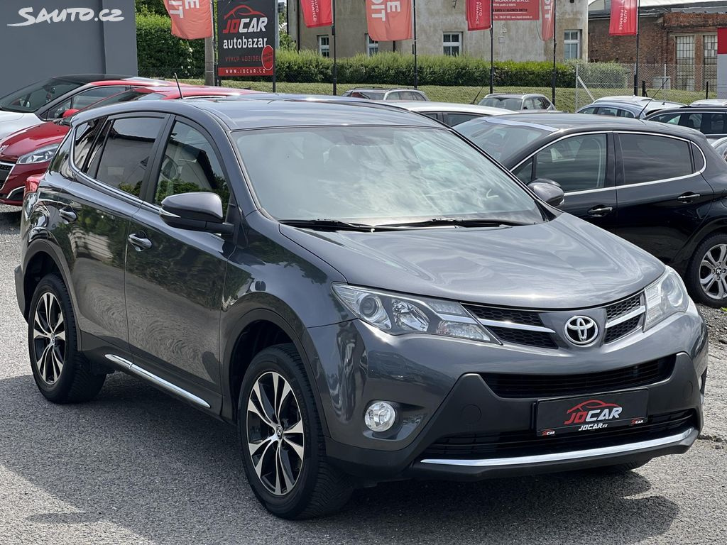🚗 Toyota RAV4 2.0D D4D 4x4 2015 KAMERA TEMPOMAT - 2