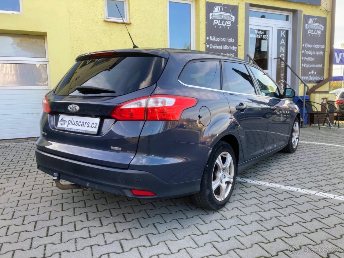 Ford Focus, 1,6TDCi (77kW), digi klima, tažné, park.kamera - 2
