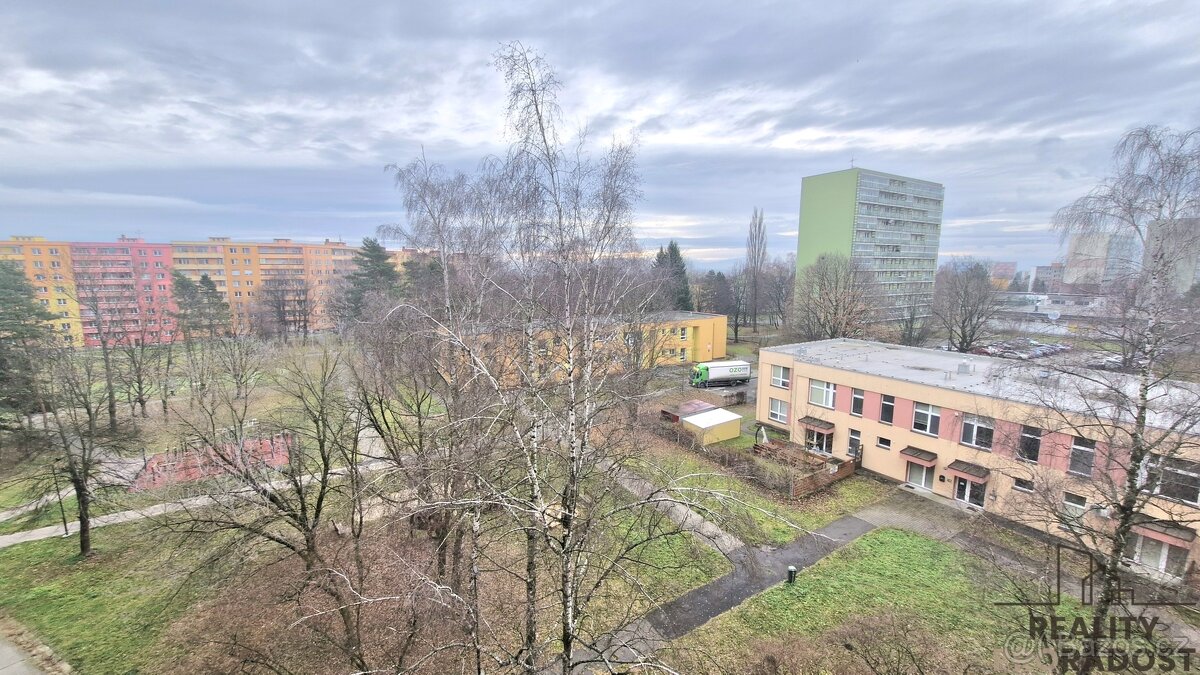 Pronájem bytu 2,5 + 1 ul. Ludvíka Podéště, Poruba - 2