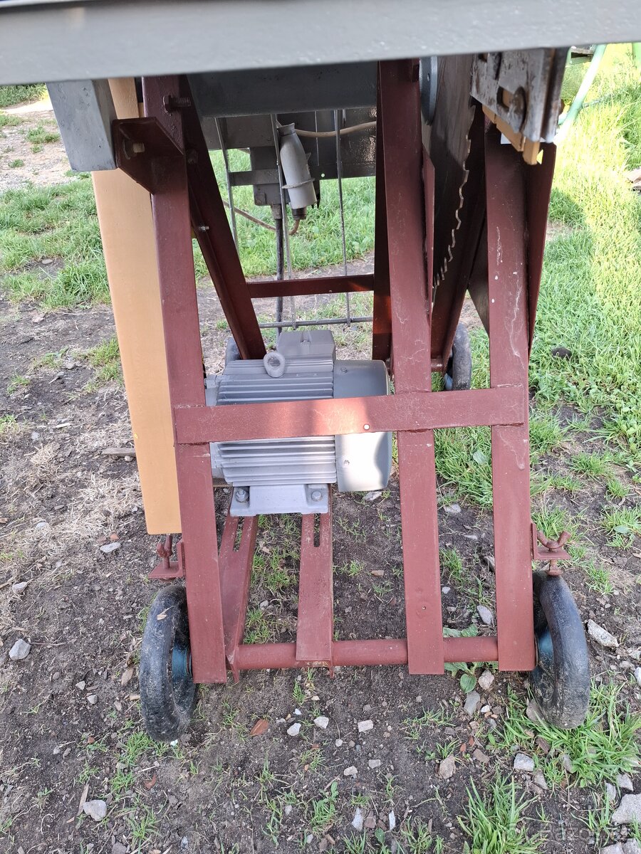 Prodám pilu s kolíbkou - 2