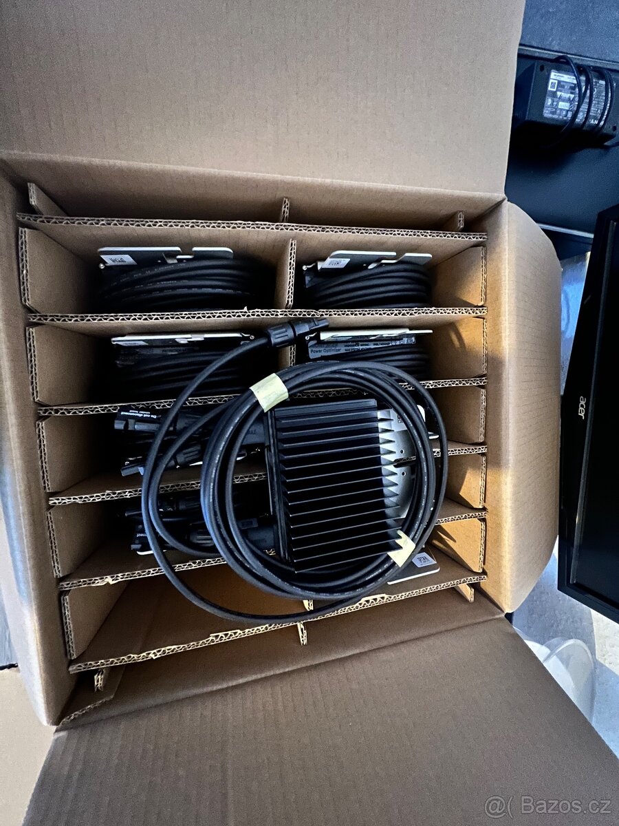 Prodám nové střídače SolarEdge+OPTIMIZÉR S1200-1GM4MBV - 2