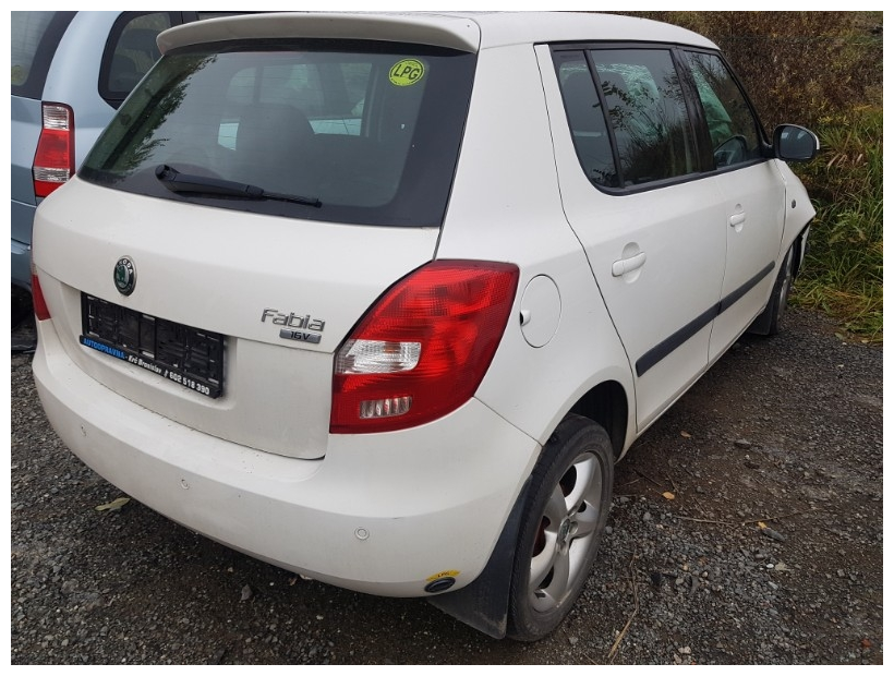 ŠKODA FABIA II NAHRADNÍ DÍLY Z HAV. AUT - 2