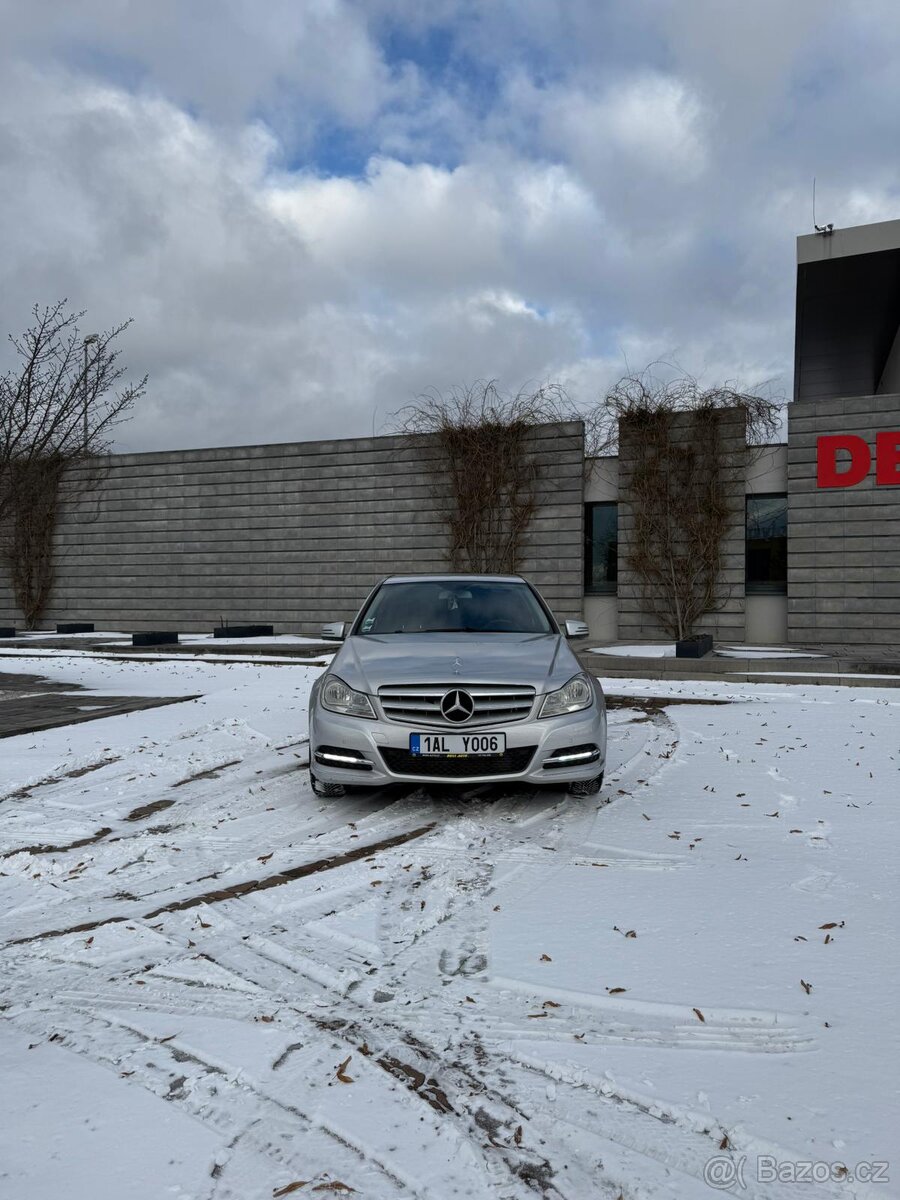 Mercedes-Benz C-Class W204 Facelift - 2