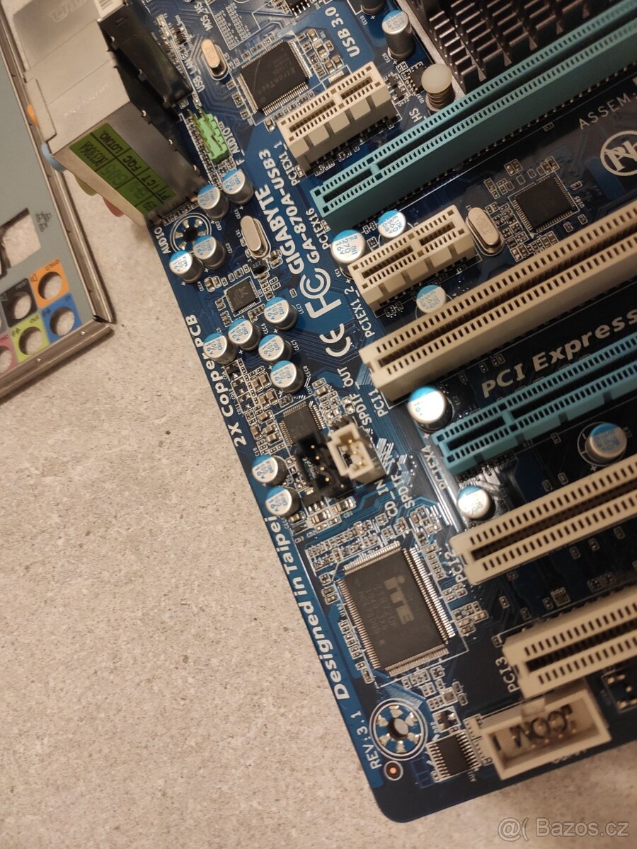 GIGABYTE GA-870A-USB3 REV 3.1 - 2