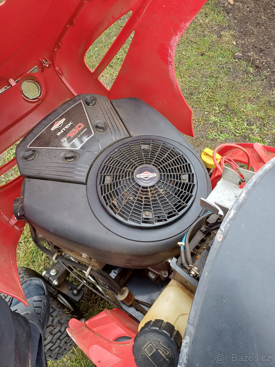 Zahradní traktor - 2