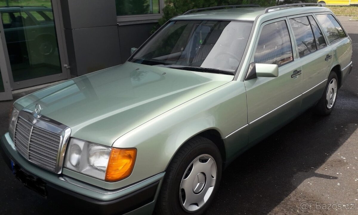 Mercedes Benz S124 200TE - 2