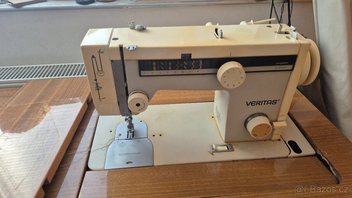 Šicí stroj Veritas - 2