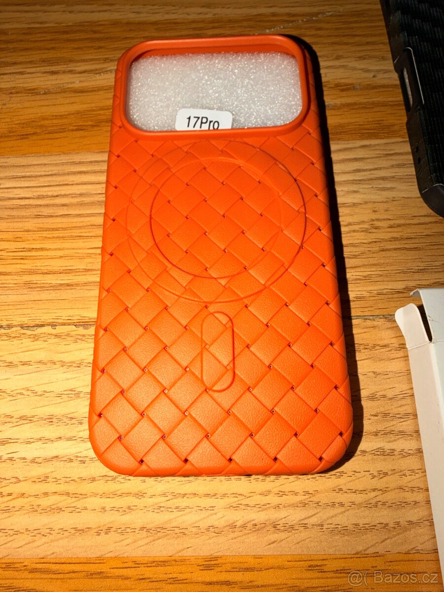 Kryty iPhone 17 pro - 2