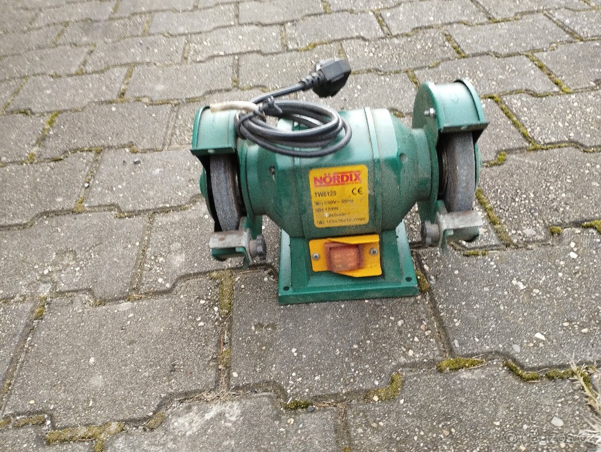 Dvoukotoučová bruska - 2