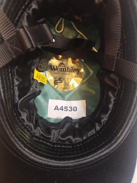 Jezdecká přilba Wembley vel.57 - 2