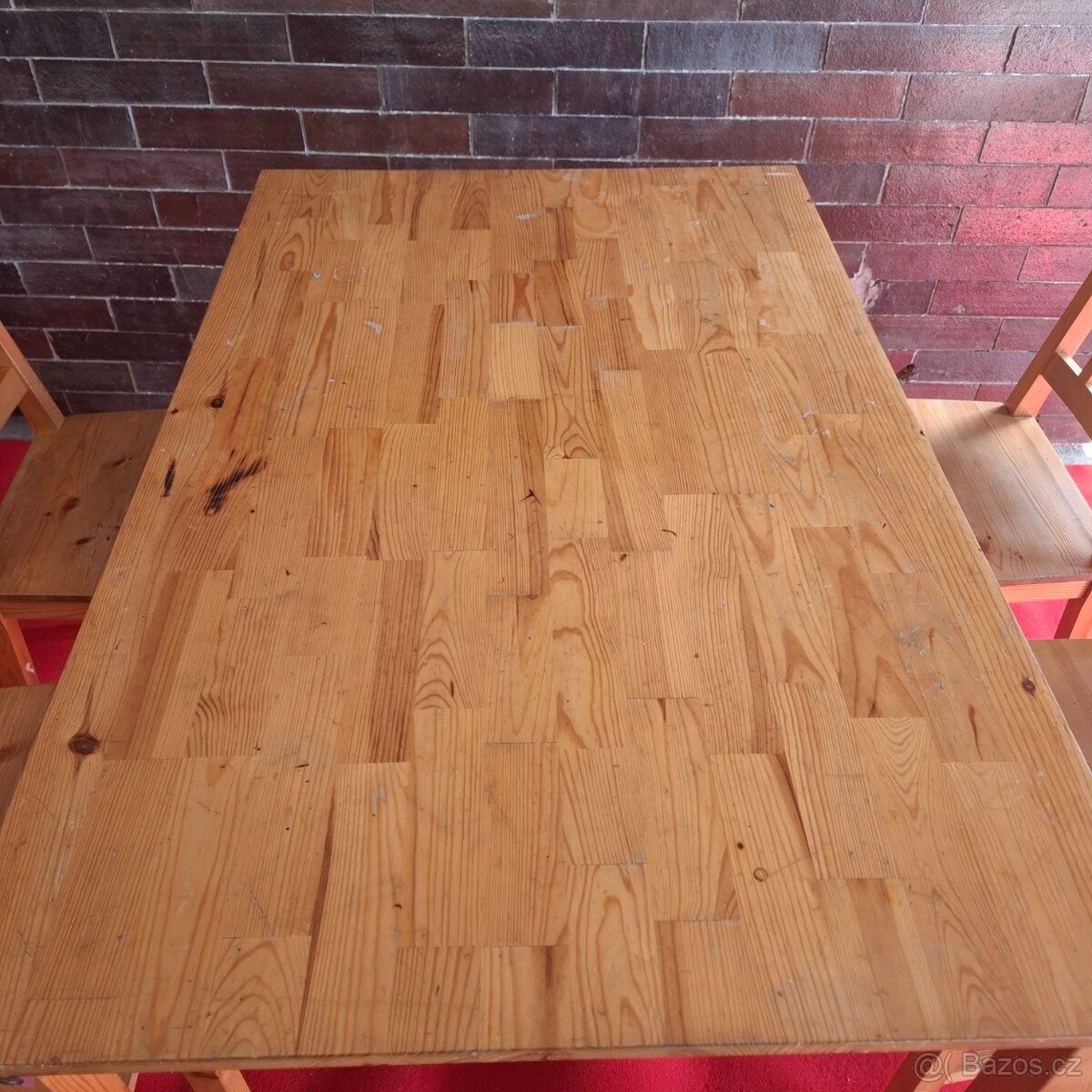 Jídelní stůl, židle - 2