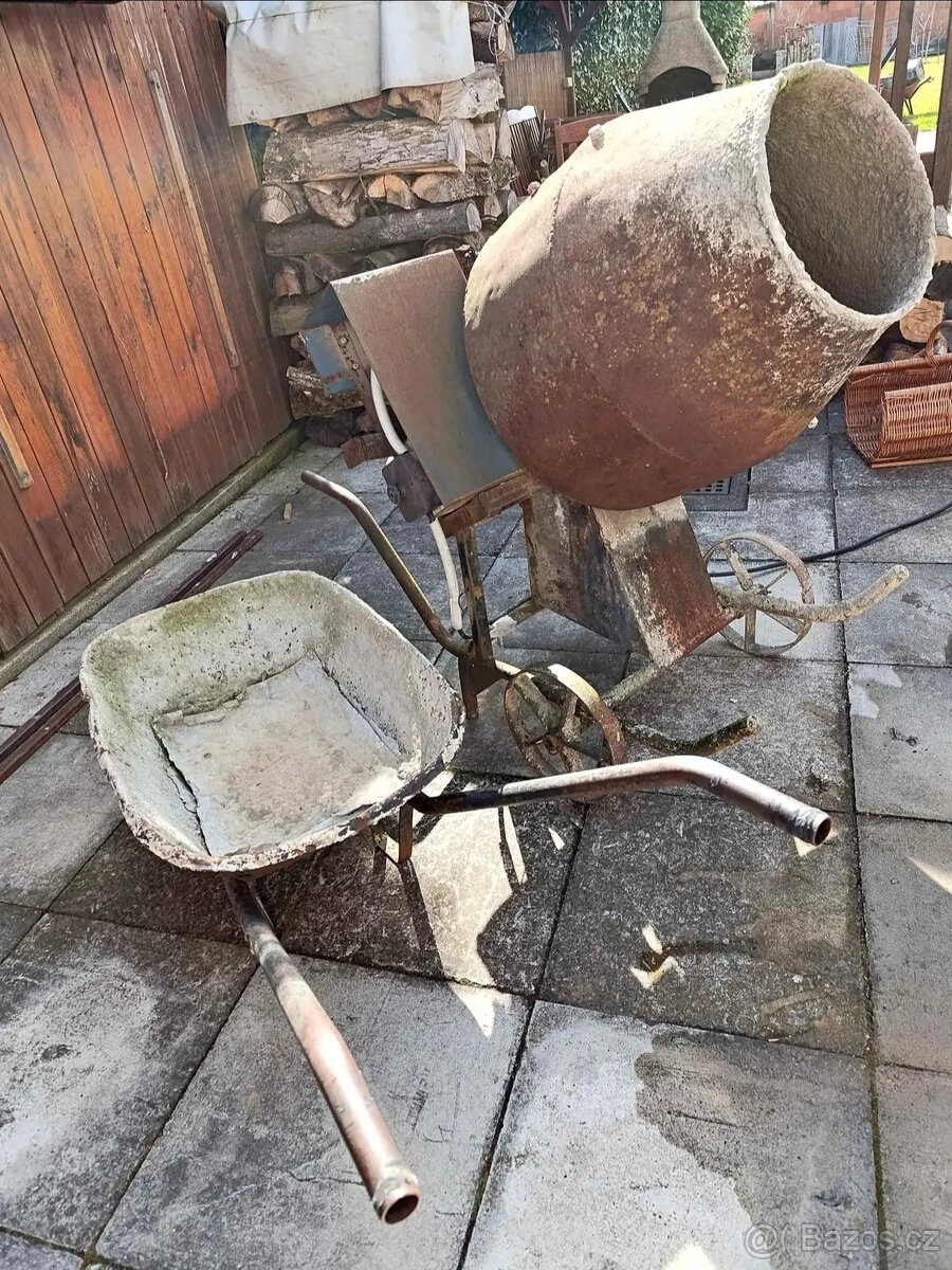 Stavební míchačka - 2