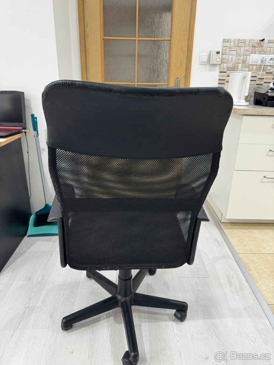 Kancelářská židle - 2