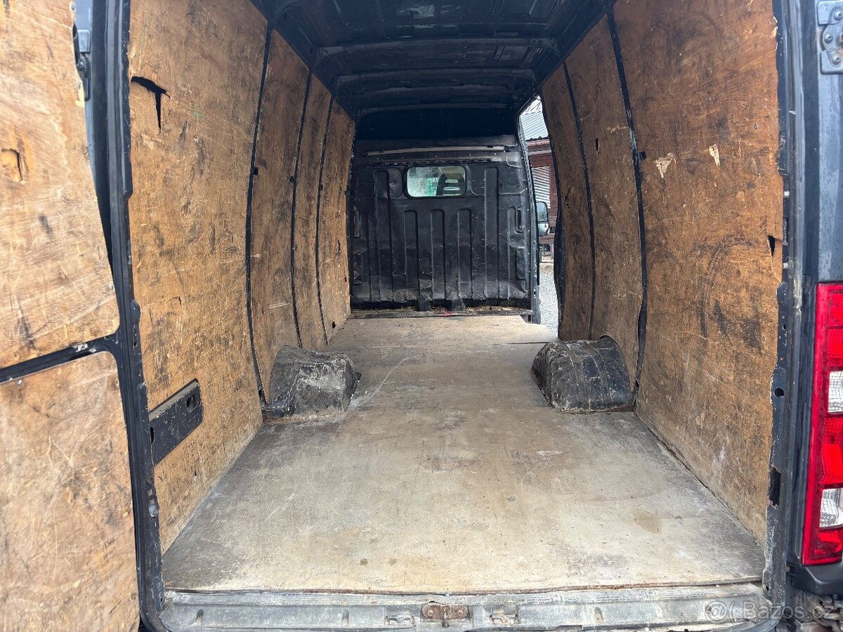 IVECO DAILY MAXI C35V 2,3 D, 93KW DVOUMONTÁŽ - 2