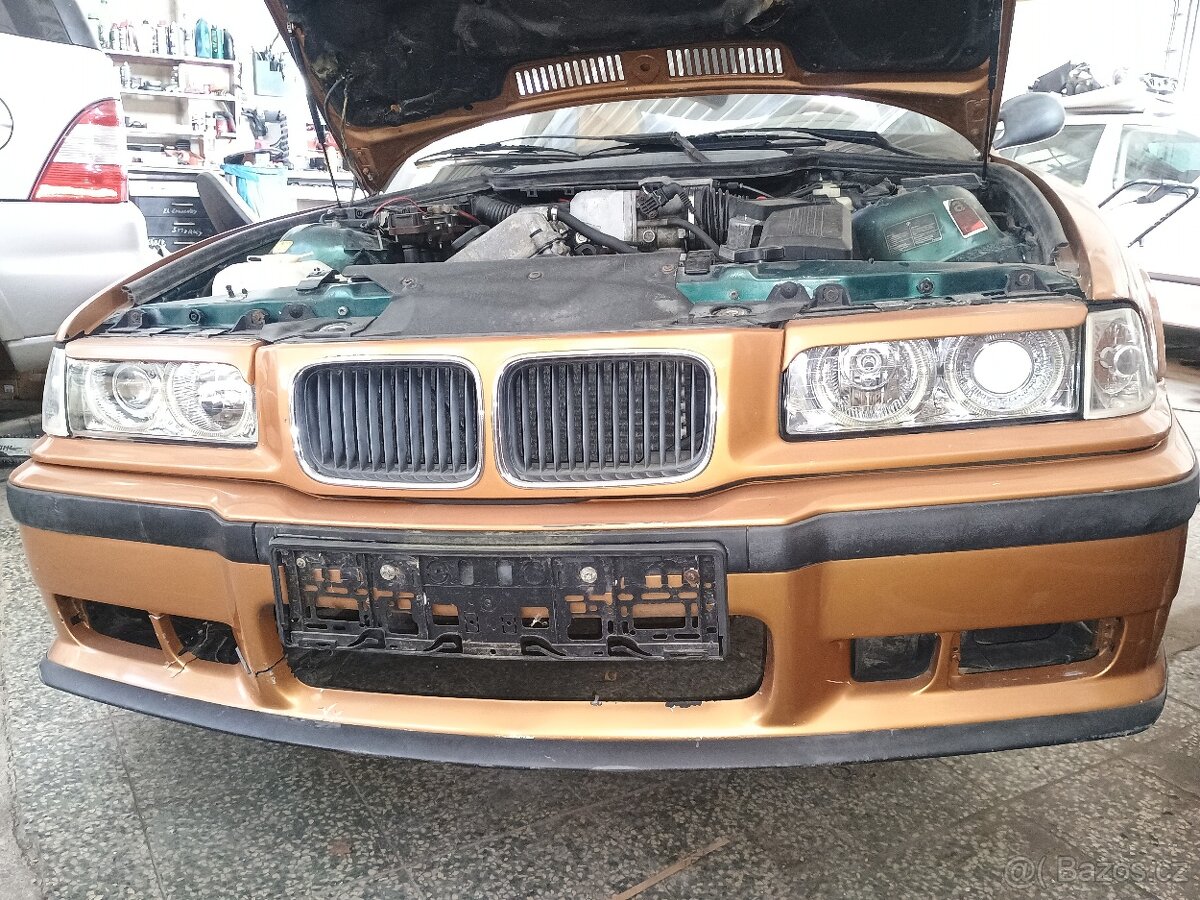 BMW 318is - 2