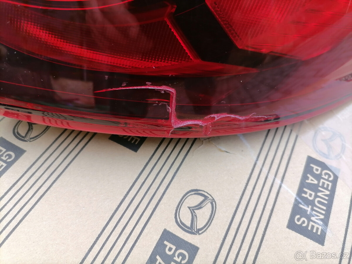 Mazda CX-5 zadní pravý světlo venkovní do blatníku - 2