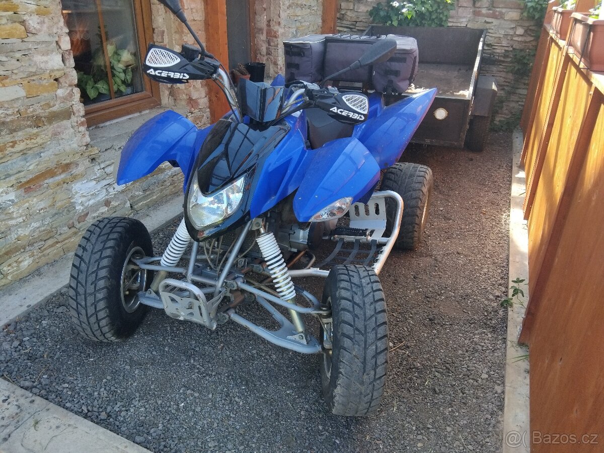 Access Tomahawk 300 jede 100km/h