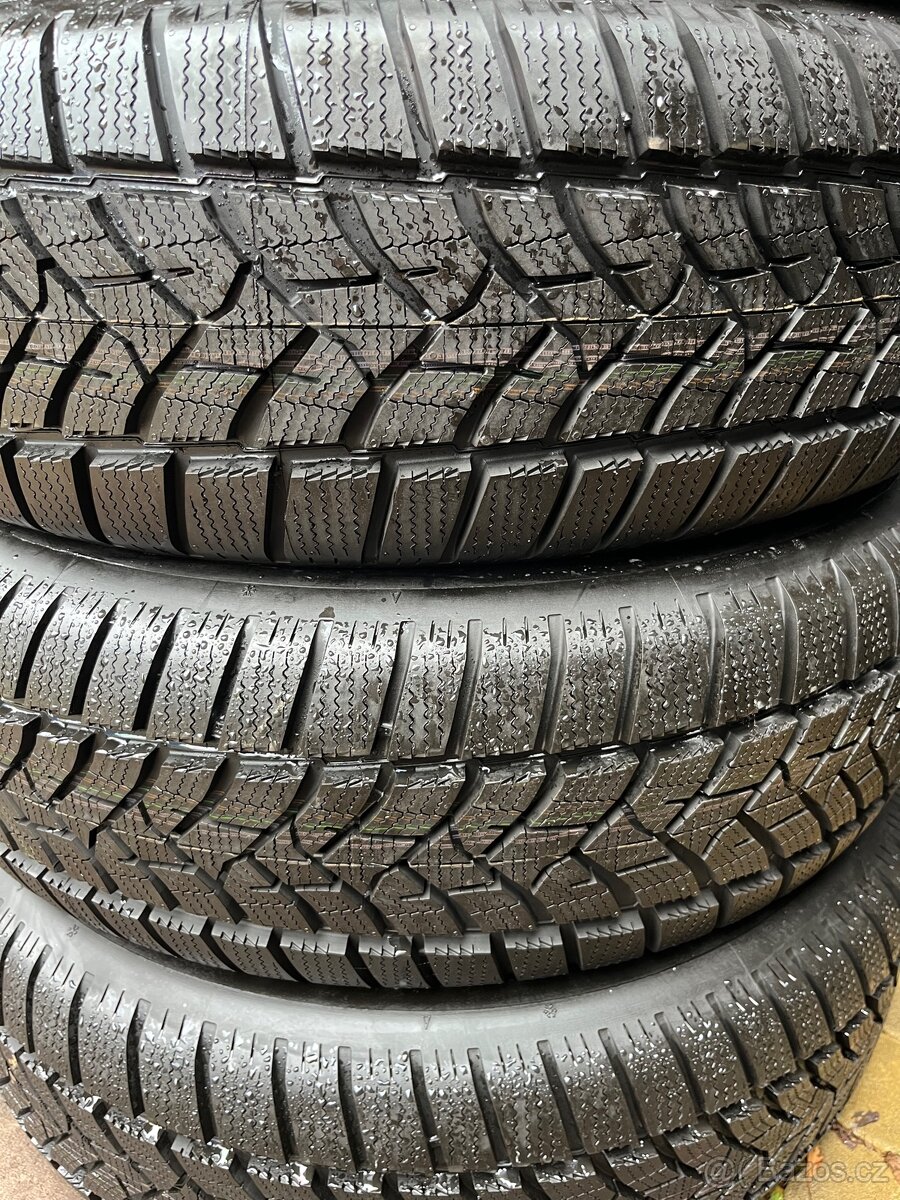 225/65 R17 SUV Dunlop WinterSport 5 zimní pneumatiky - 2