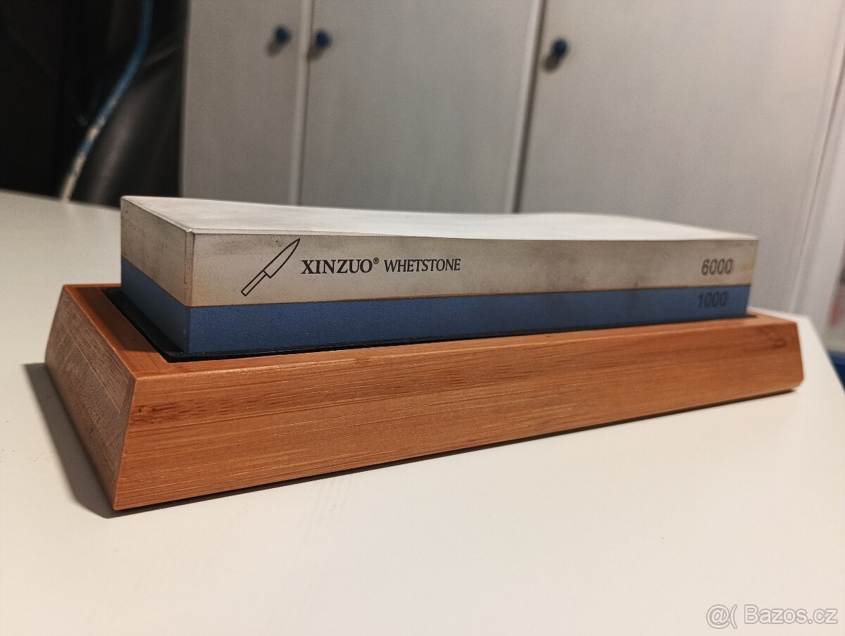 Brousící kámen XinZuo s bambusovou základnou - 2