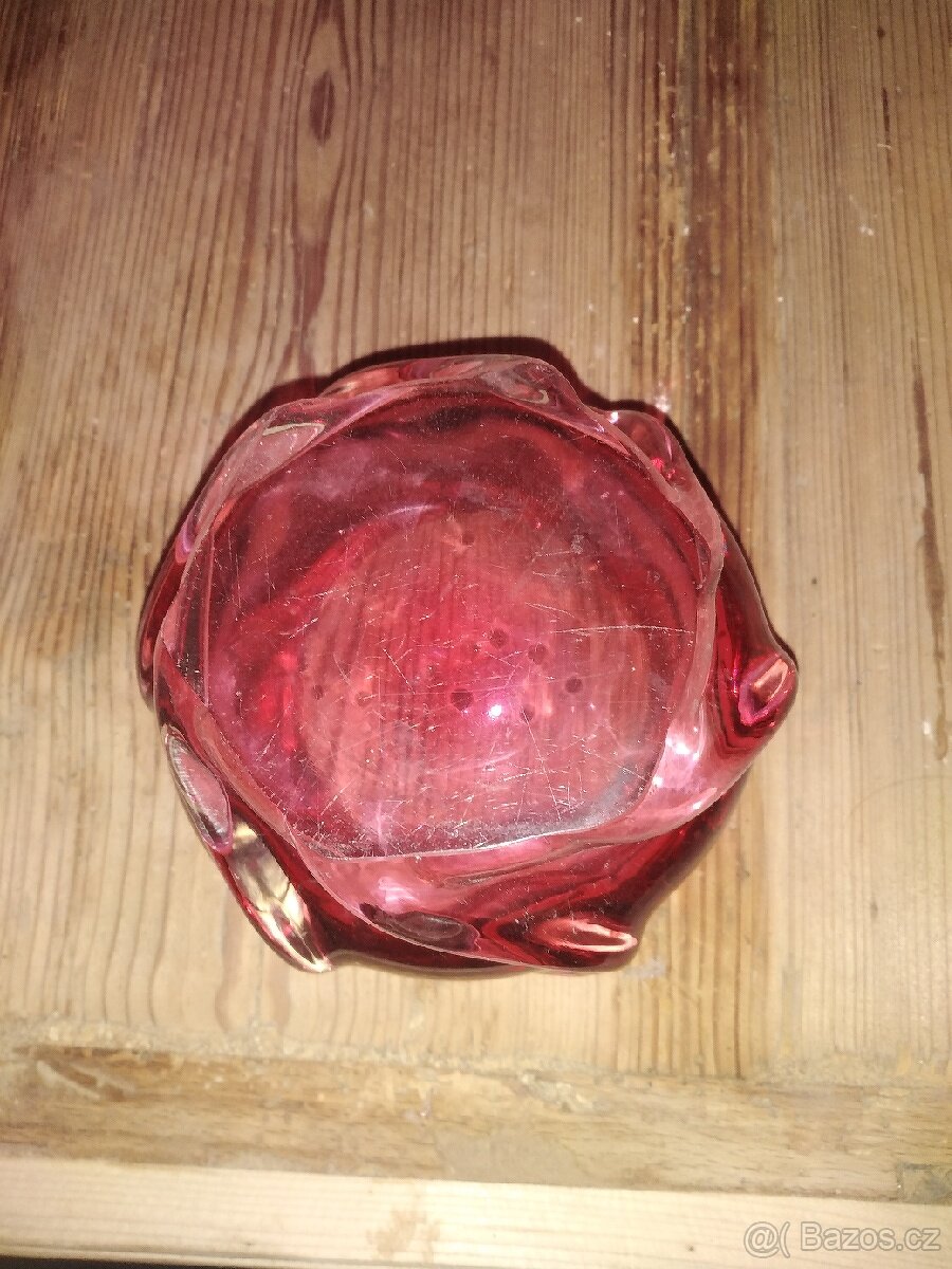 Popelník hutní sklo - 2