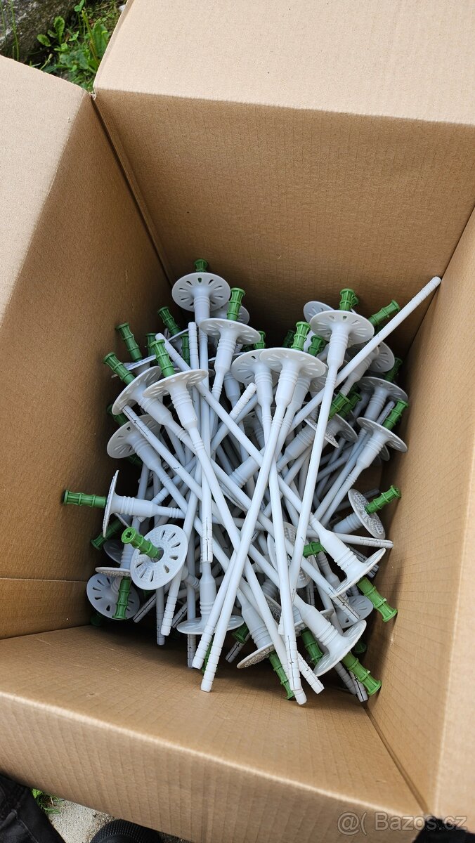 Fasádní hmoždinka 8x275mm - 2