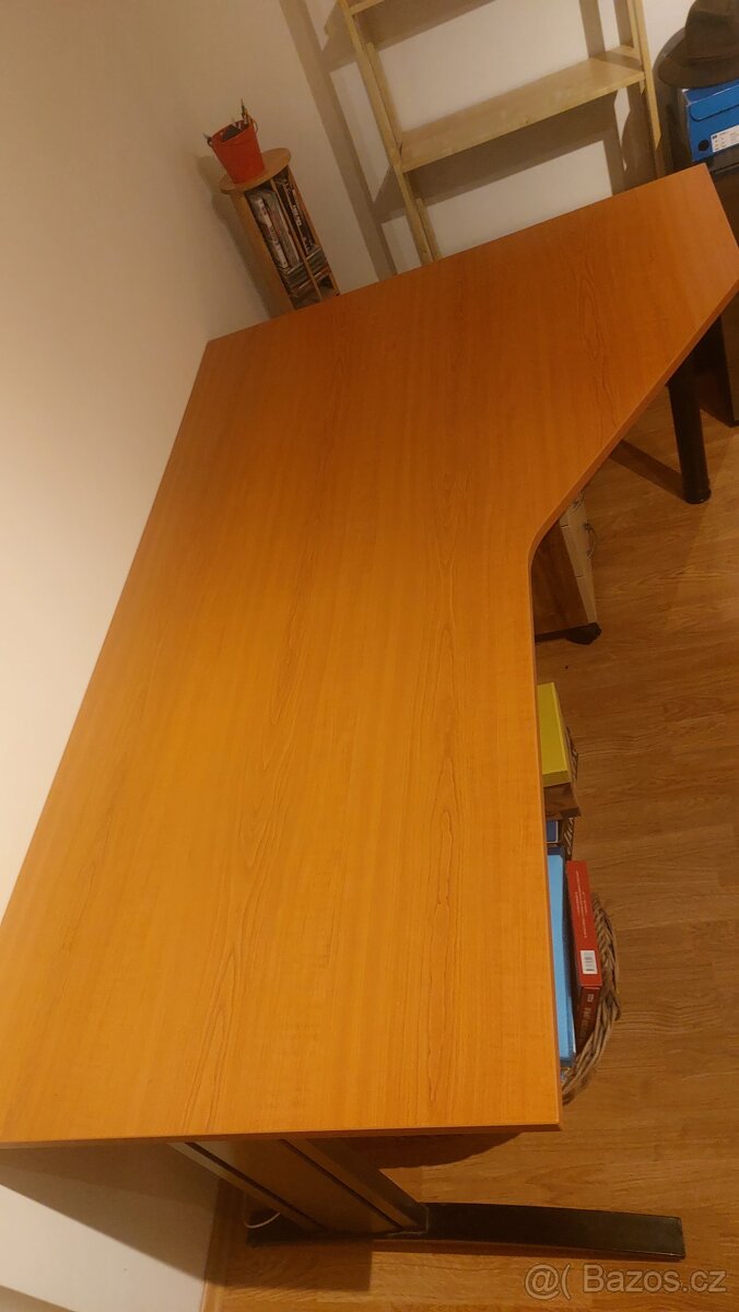 Psací stůl - 2