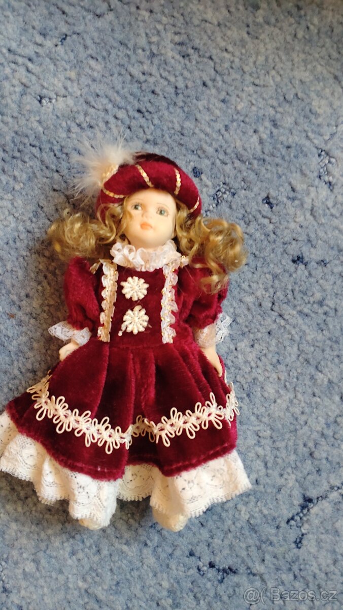 Porcelánová panenka - 2
