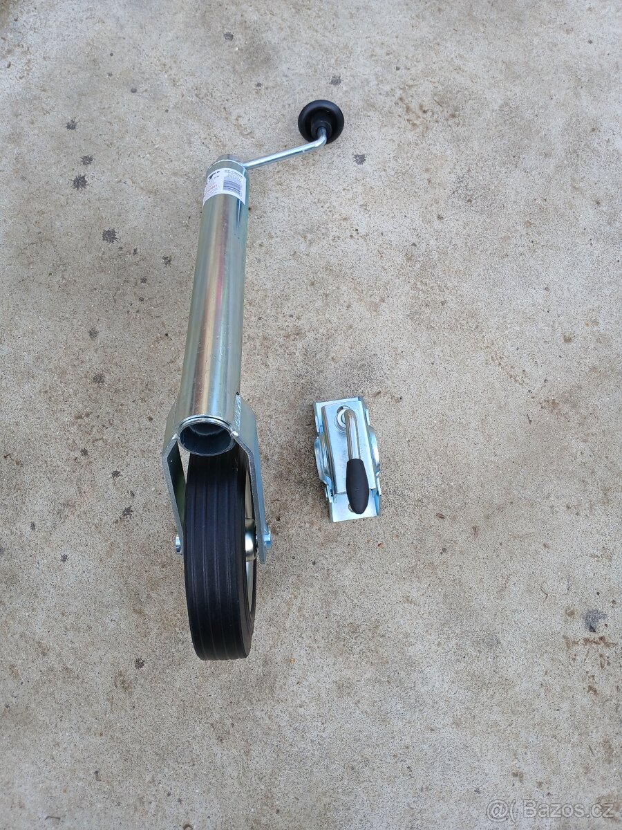 Opěrné kolečko s držákem - 2