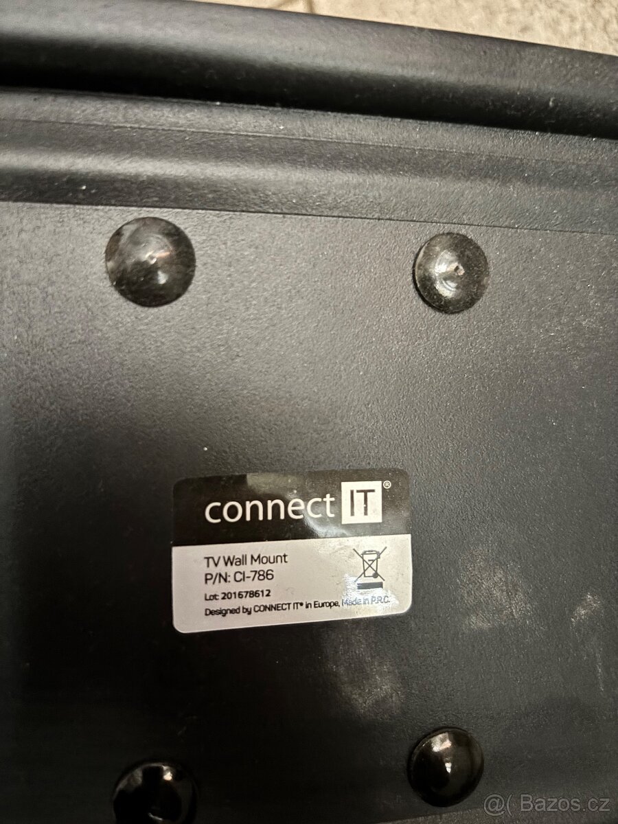 Nástěnný držák - 2