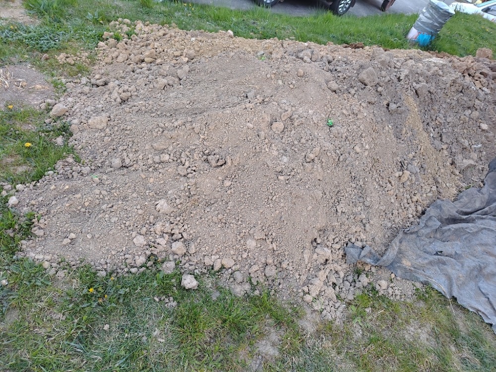 Hlína černozem + jíl - 2