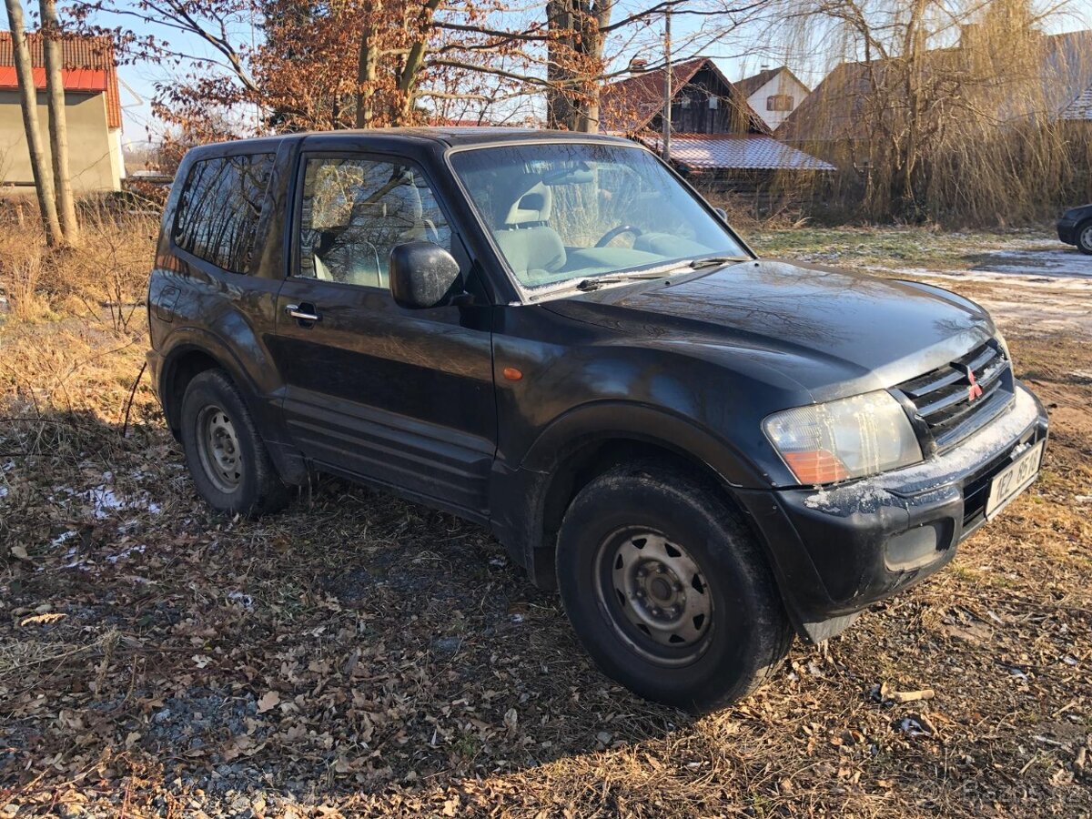 Mitsubishi Pajero 3.2 DI-D + příslušenství r. v. 2006 - 2