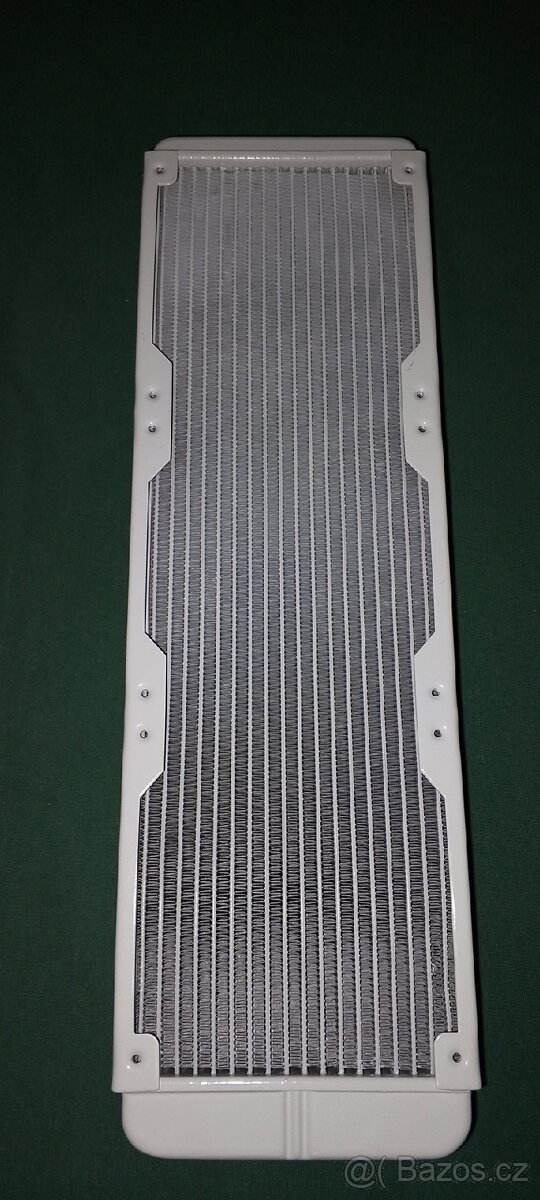 Radiátor pro vodní chlazení PC – 39,5 cm, bez ventilátorů - 2