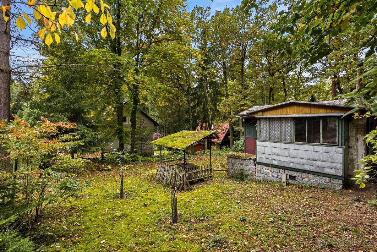 Prodej pozemku v Jevanech u Prahy - 2