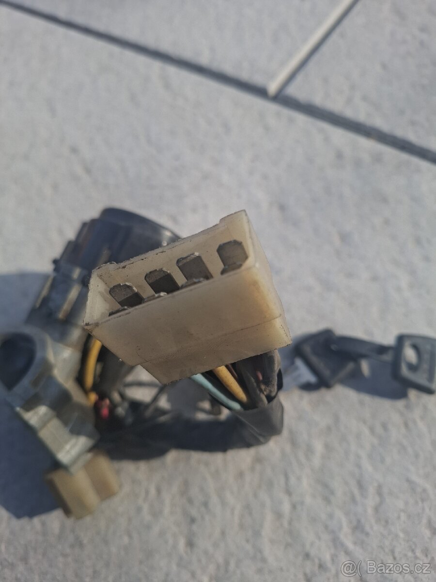 Nová spínací skříňka LADA SAMARA - 2