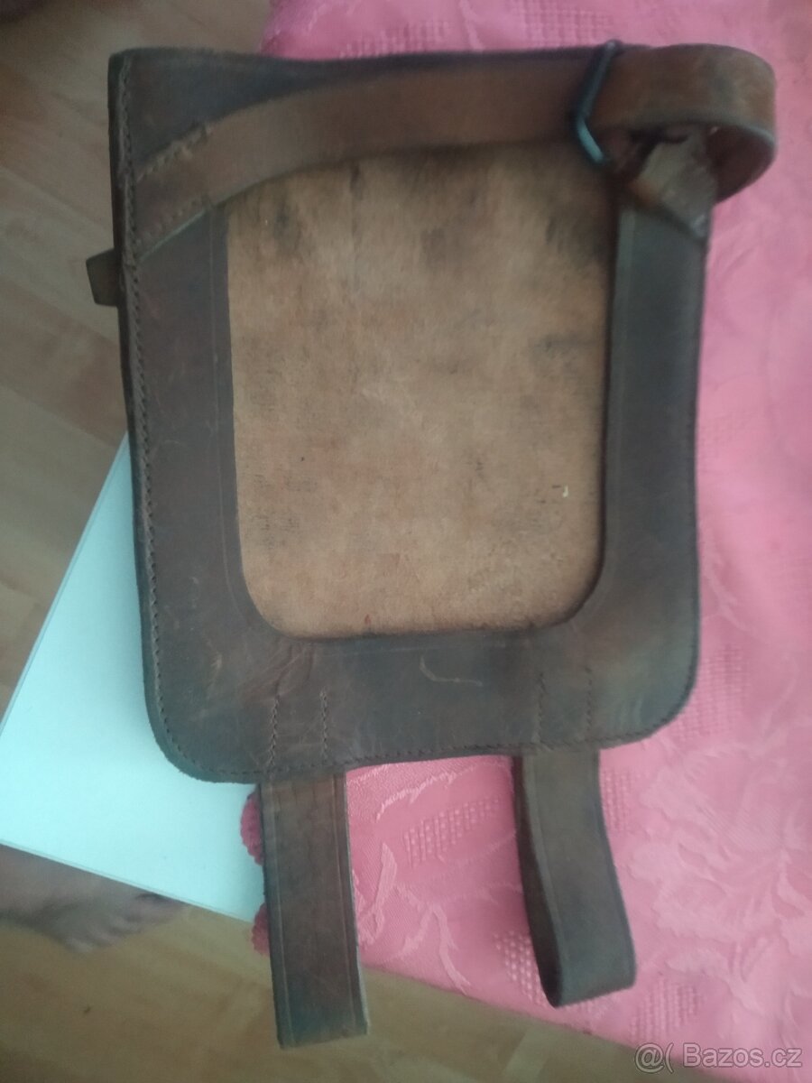 Kožené pouzdro na německou lopatku - 2