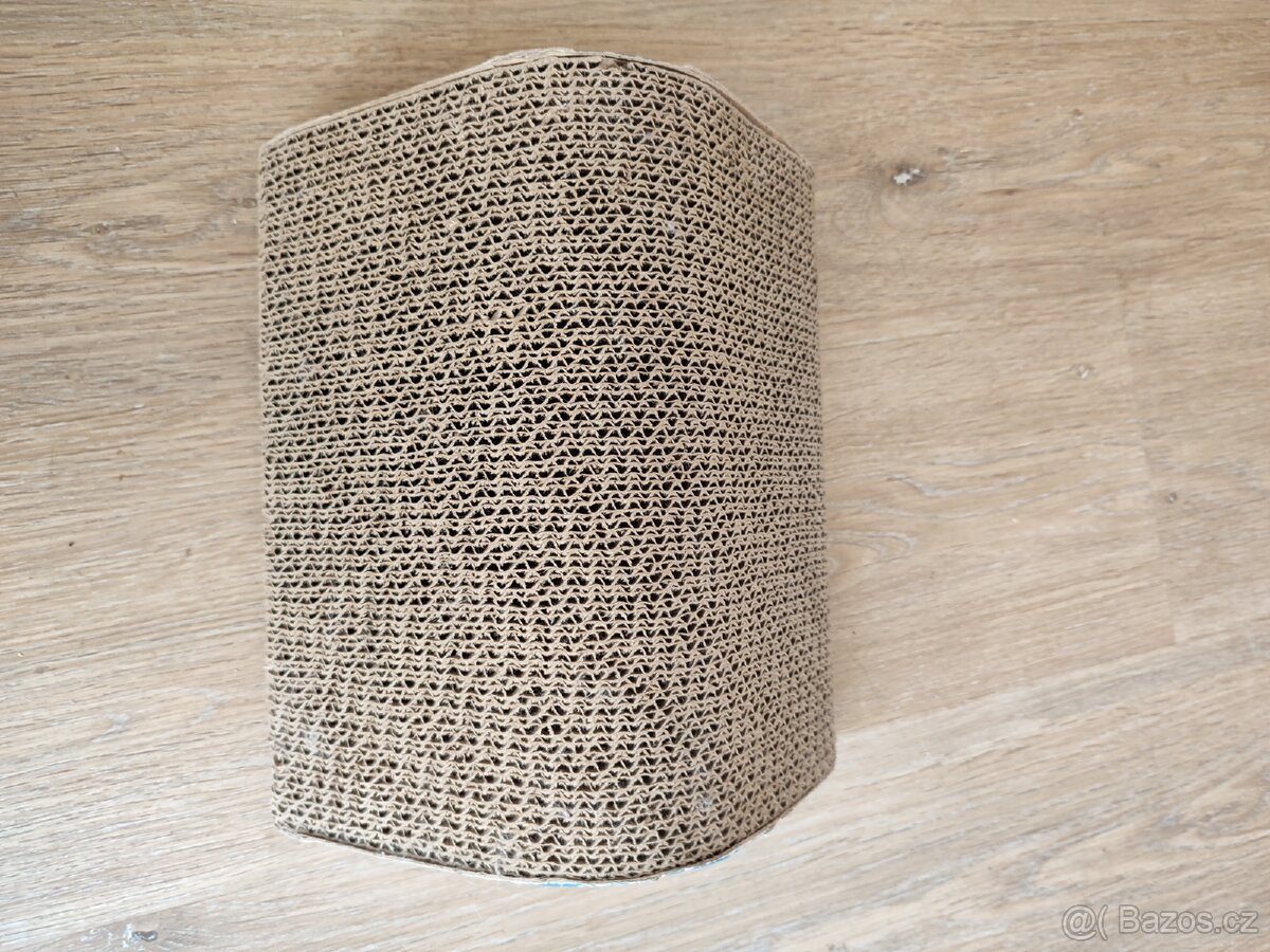 Škrabadlo pro kočky - 2