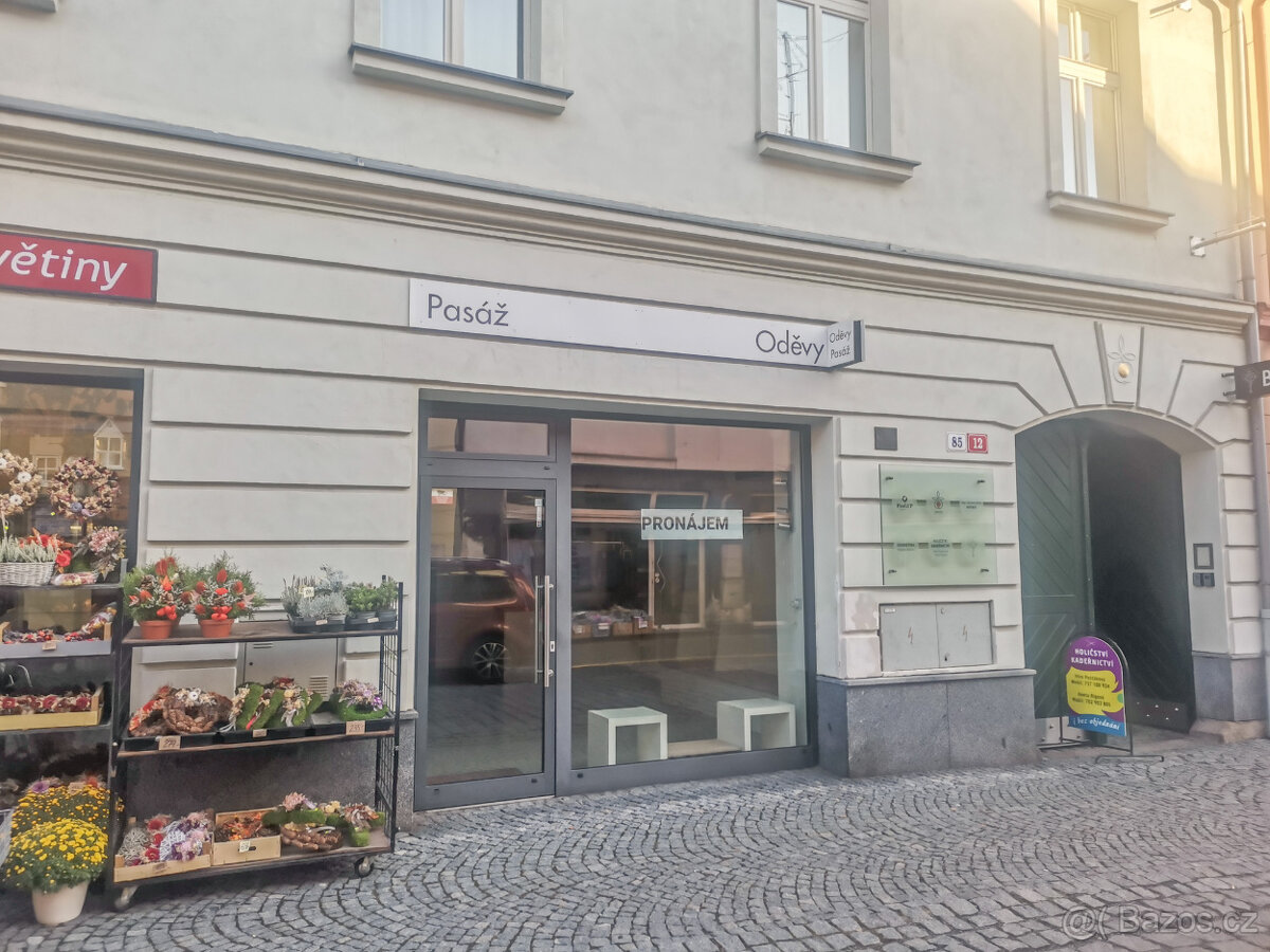 Pronájem prodejny v blízkosti centra Sušice - 2